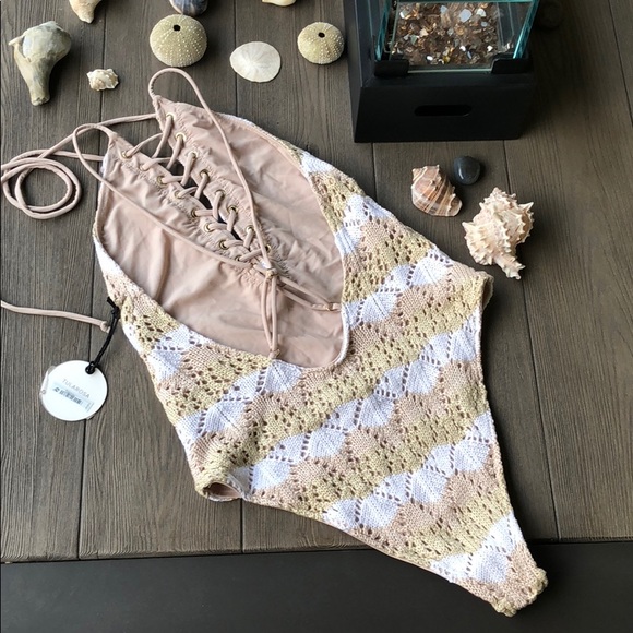 Tularosa bathing suit - Picture 6 of 8